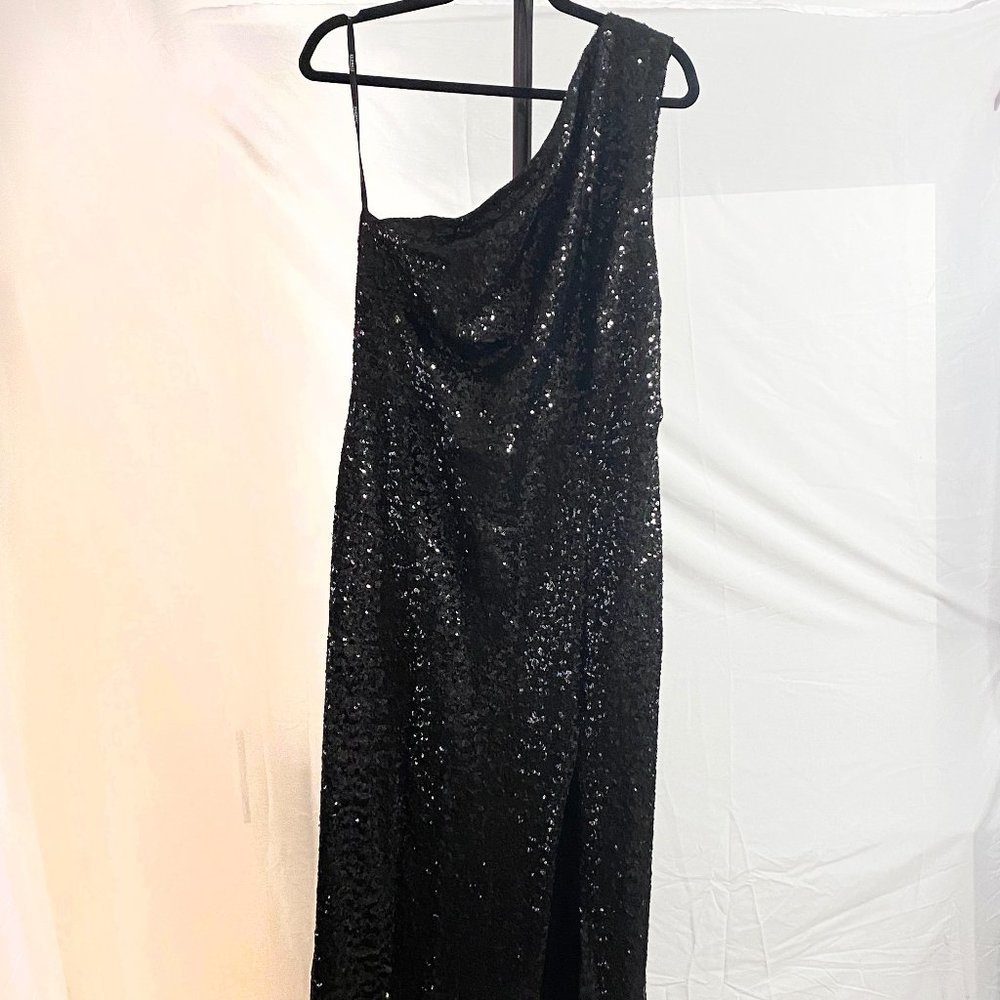 Jason Wu X ELOQUII One Shoulder Sequin Gown